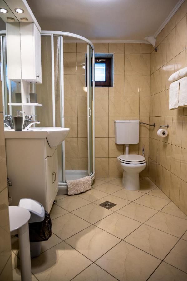 Apartments Krasna Постойна Екстер'єр фото